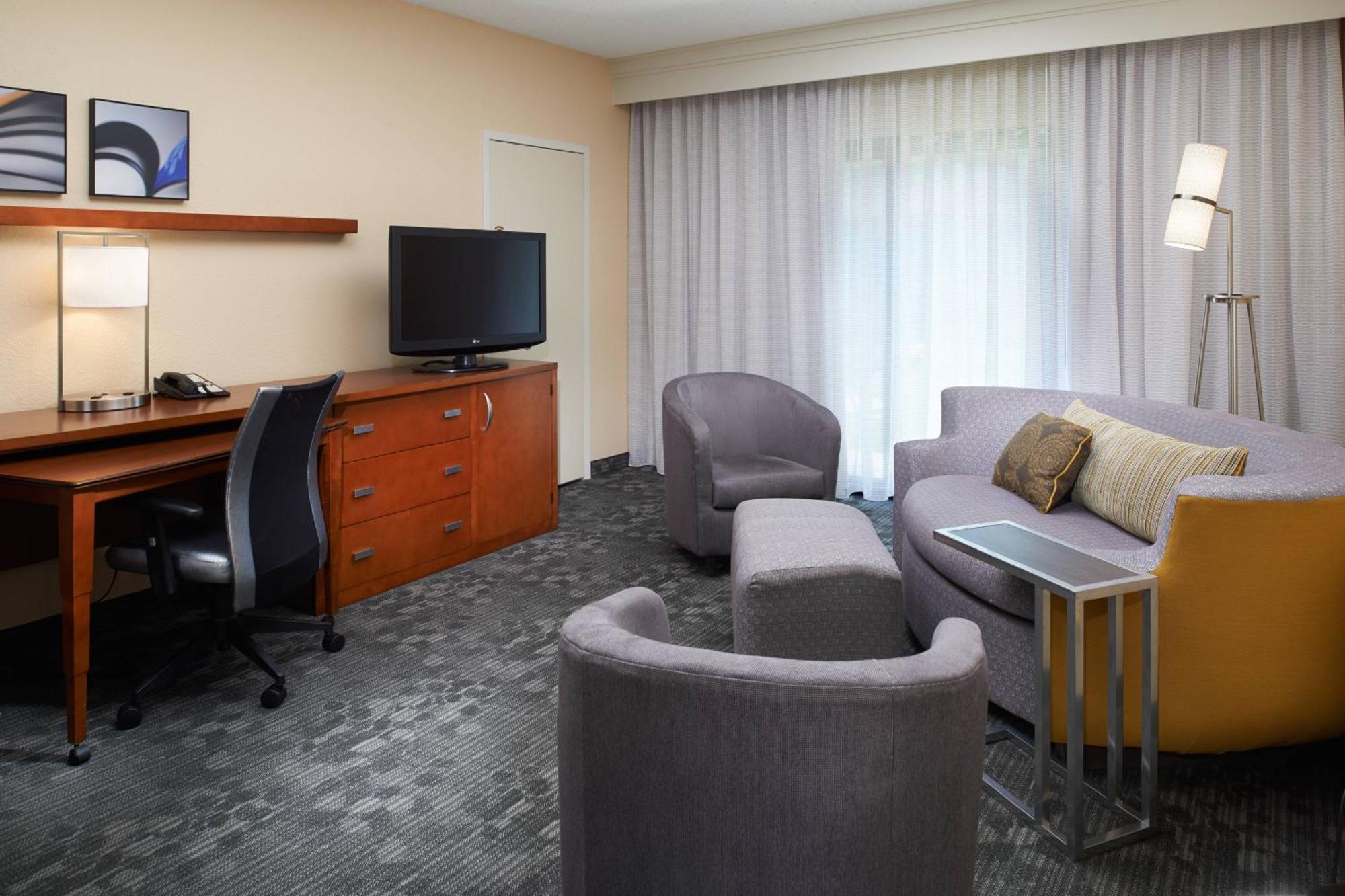 Courtyard By Marriott Lexington North Otel Dış mekan fotoğraf